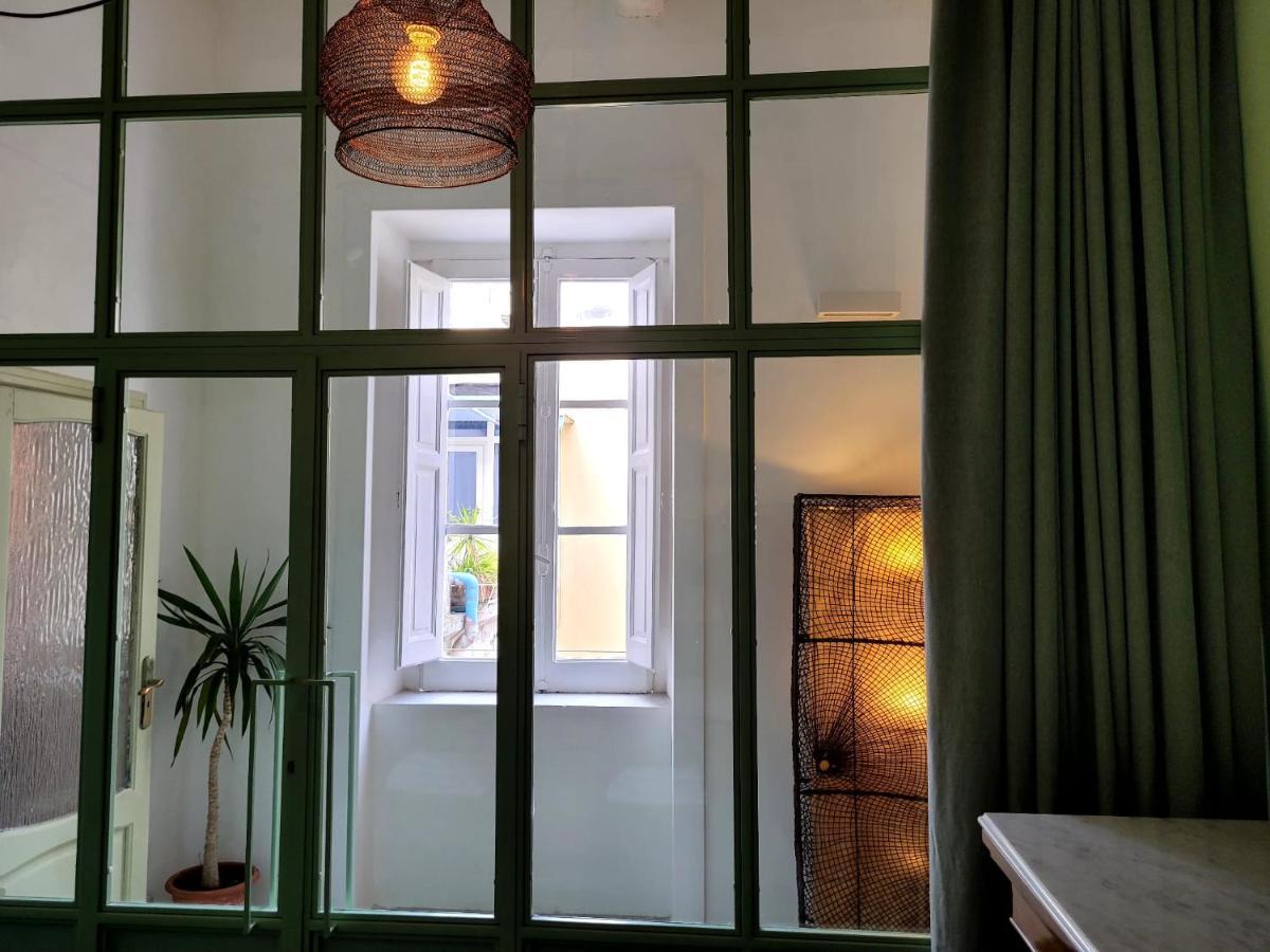 Charming Apartment With Balcony In The Historic Center Neapol Exteriér fotografie