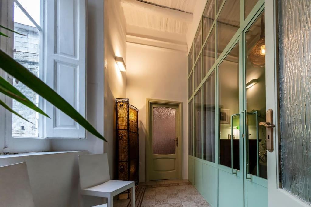 Charming Apartment With Balcony In The Historic Center Neapol Exteriér fotografie
